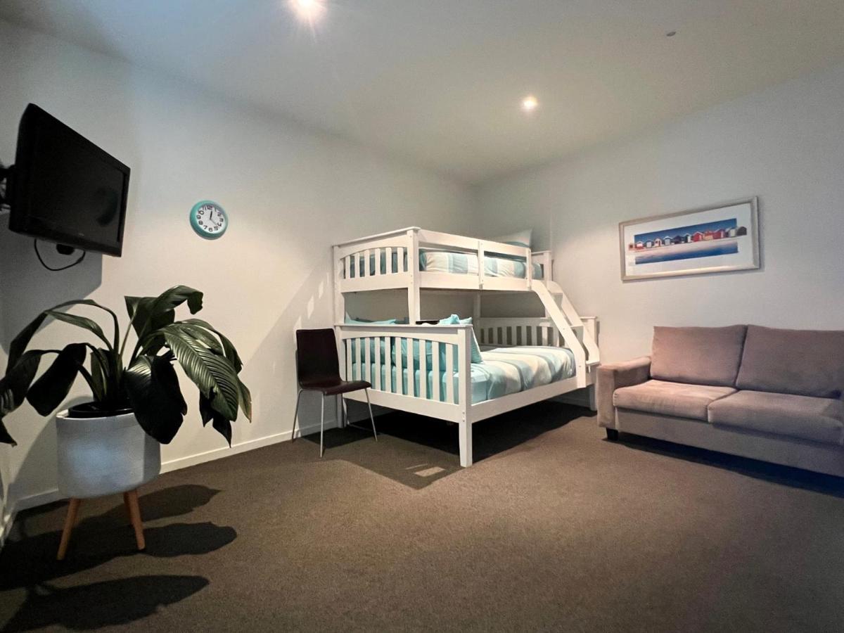 Phillip Island Holiday Apartments Кауес Екстериор снимка